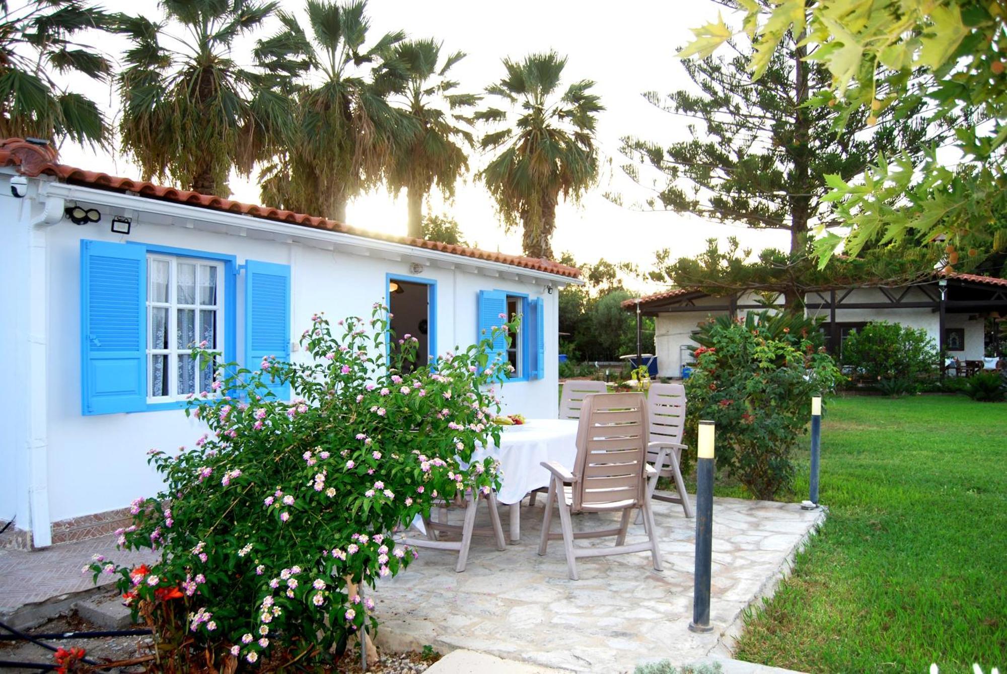 Villa Акрата Екстериор снимка